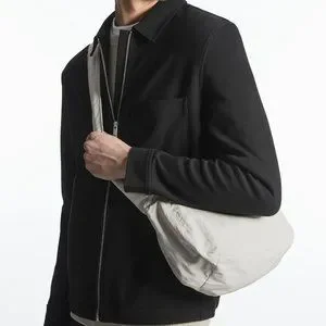 【COS】 Nylon Crossbody Saddle Bag Light Grey CROSSBODY SADDLE BAG - NYLON - LIGHT GRAY | COS